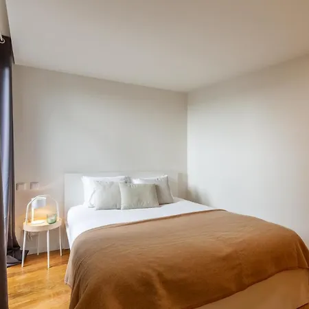 Yellow - Minho's Guest Apartamento