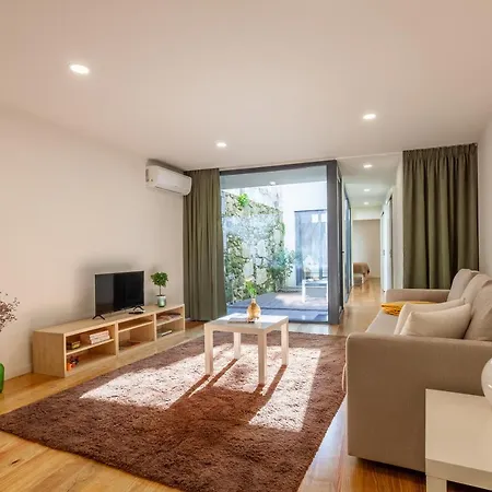 Yellow - Minho's Guest Apartamento