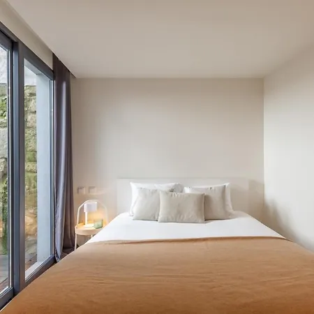 Yellow - Minho's Guest Apartment *